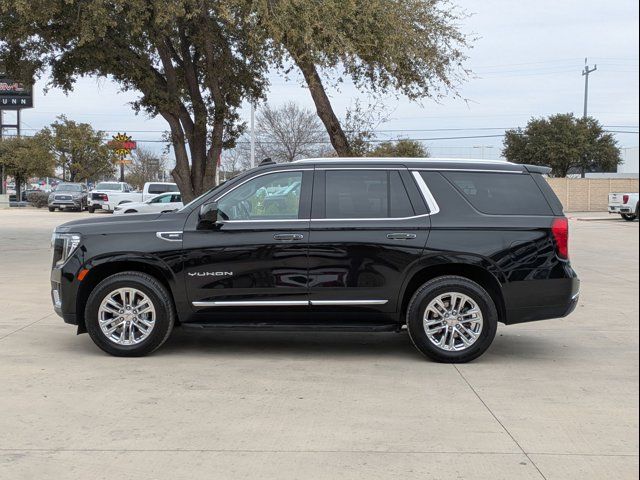 2023 GMC Yukon SLT