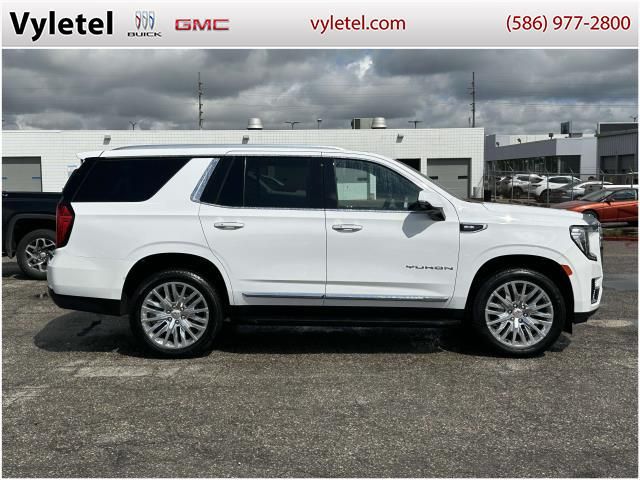 2023 GMC Yukon SLT