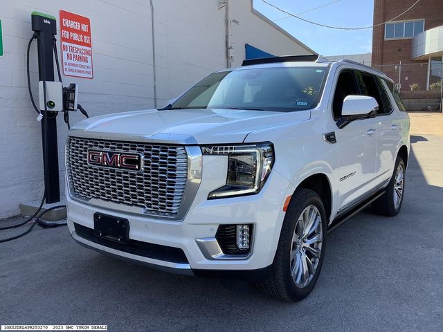 2023 GMC Yukon Denali