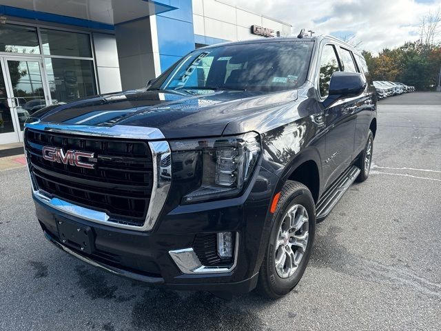 2023 GMC Yukon SLE