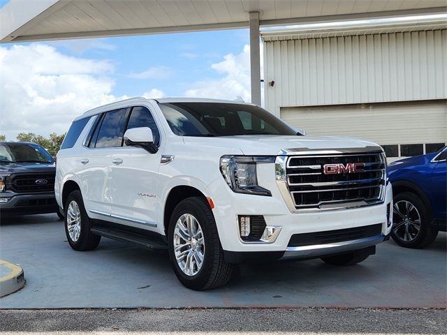 2023 GMC Yukon SLT