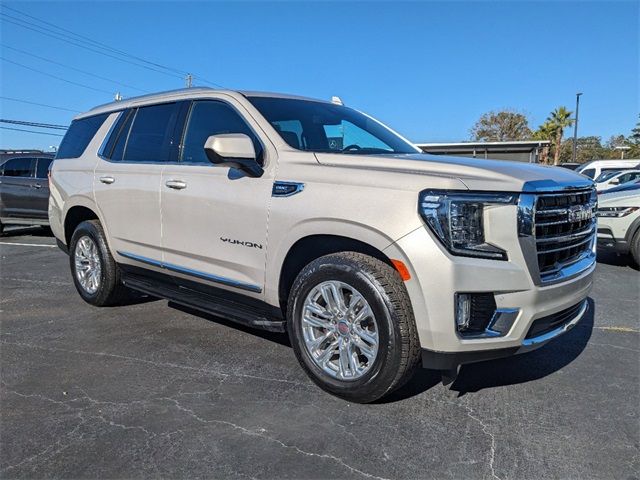 2023 GMC Yukon SLT