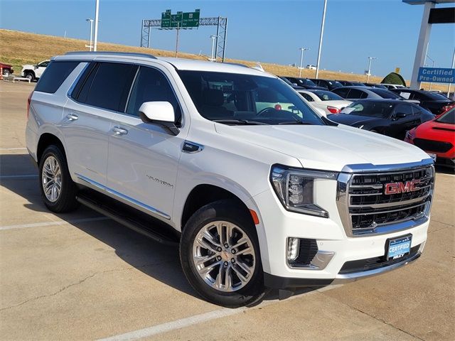 2023 GMC Yukon SLT