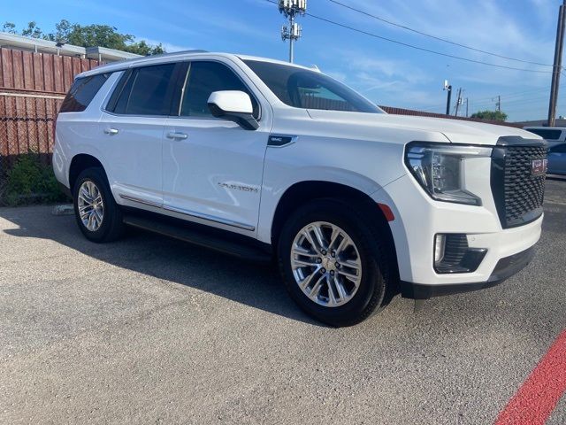 2023 GMC Yukon SLT