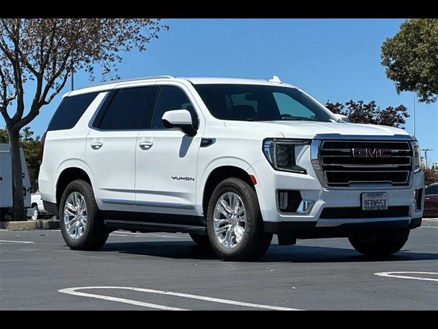 2023 GMC Yukon SLT