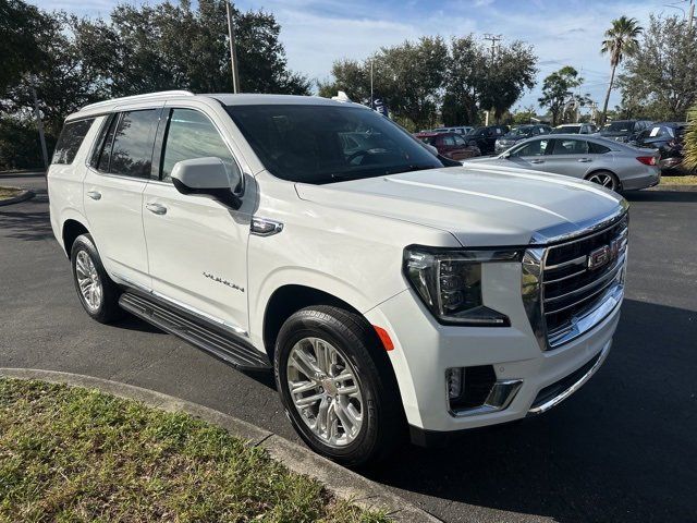 2023 GMC Yukon SLT