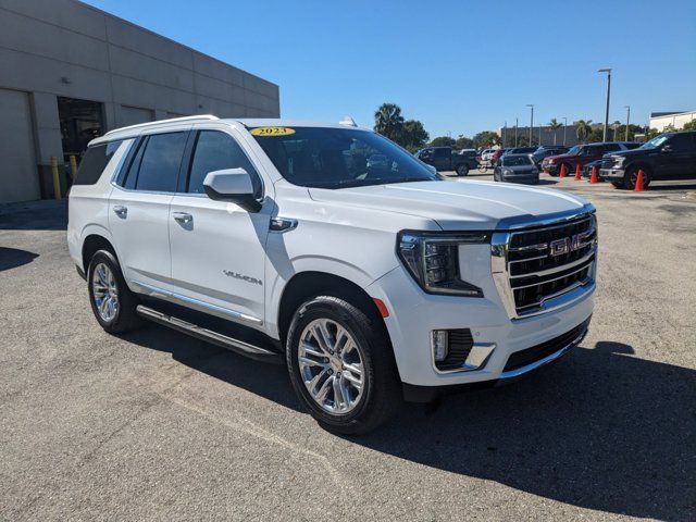 2023 GMC Yukon SLT