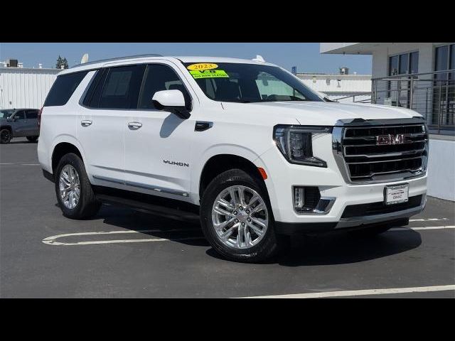 2023 GMC Yukon SLT