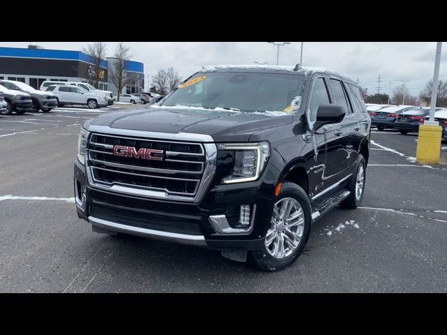 2023 GMC Yukon SLT