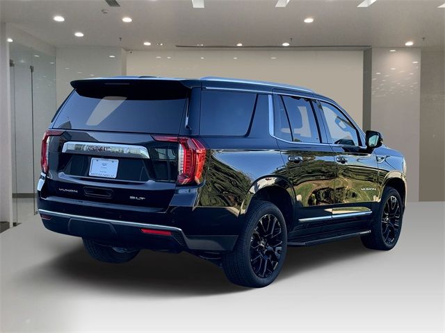 2023 GMC Yukon SLT