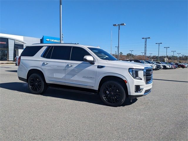 2023 GMC Yukon SLT