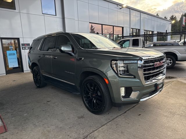 2023 GMC Yukon SLT