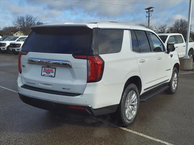 2023 GMC Yukon SLT