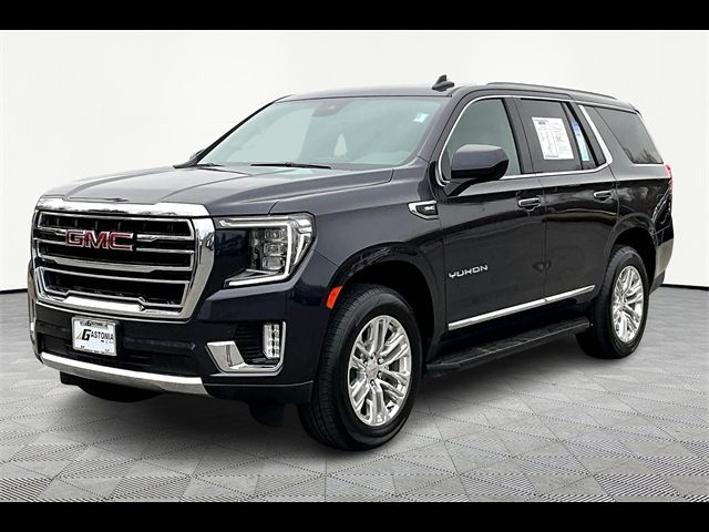 2023 GMC Yukon SLT