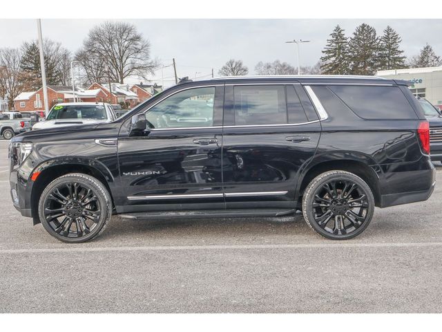 2023 GMC Yukon SLT