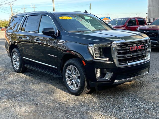 2023 GMC Yukon SLT