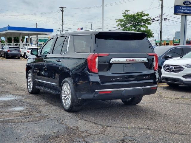 2023 GMC Yukon SLT