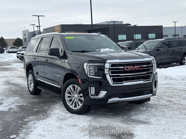 2023 GMC Yukon SLT