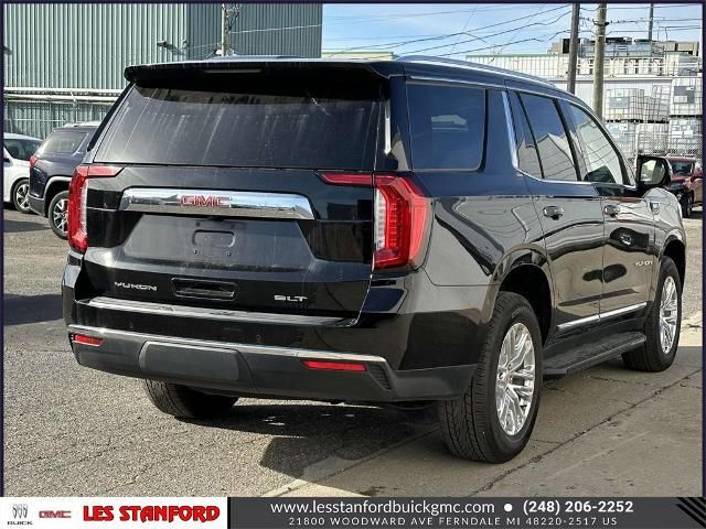 2023 GMC Yukon SLT