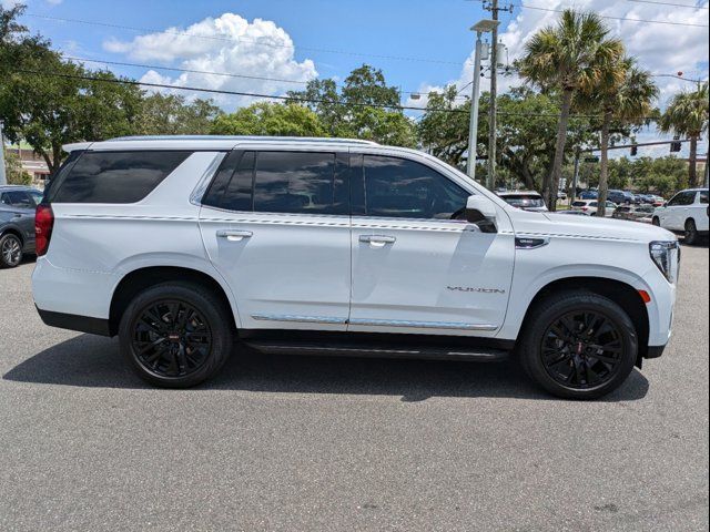 2023 GMC Yukon SLT