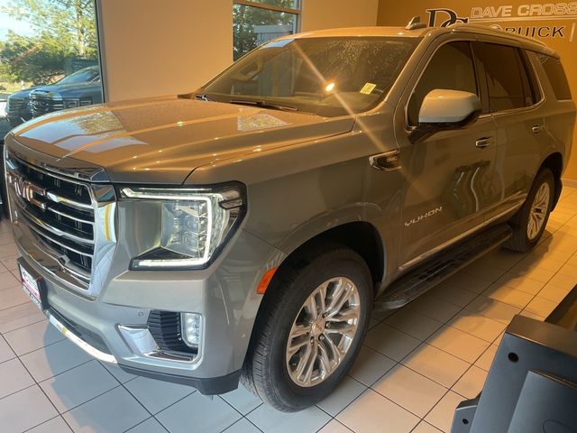 2023 GMC Yukon SLT