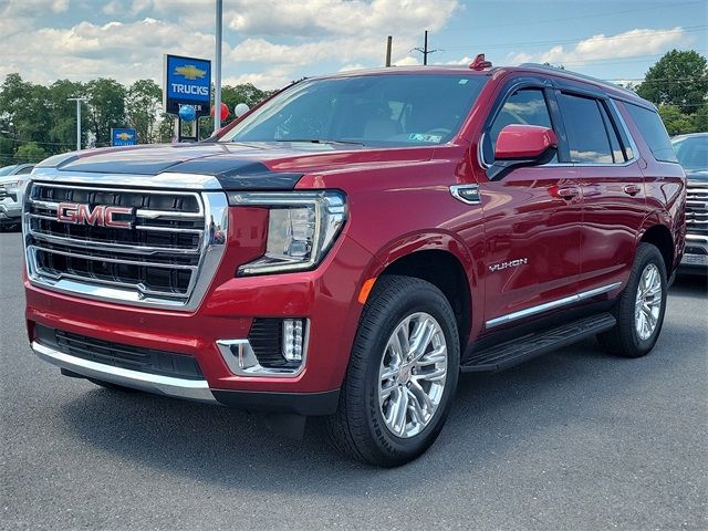 2023 GMC Yukon SLT