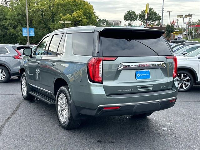 2023 GMC Yukon SLT