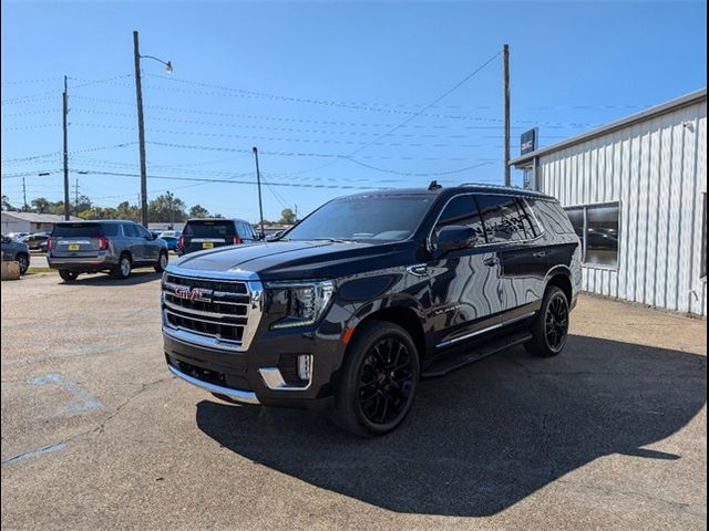 2023 GMC Yukon SLT