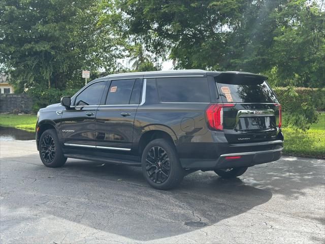 2023 GMC Yukon XL SLT