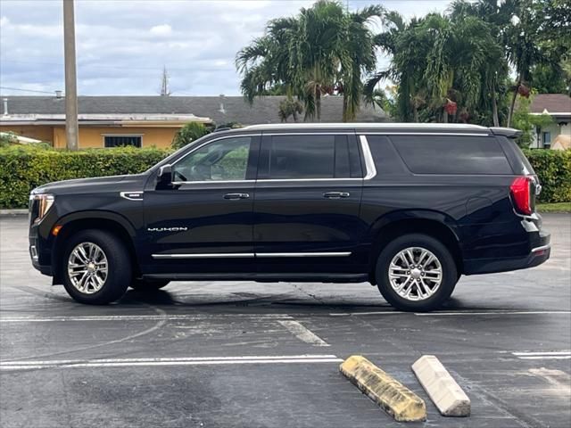 2023 GMC Yukon XL SLT