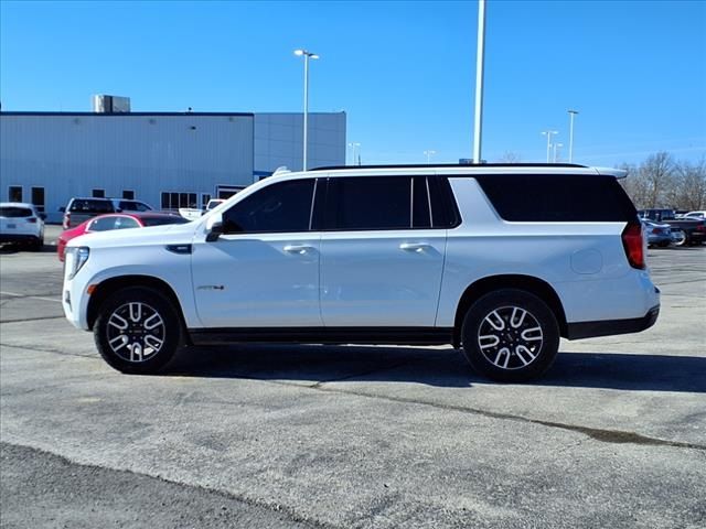 2023 GMC Yukon XL AT4