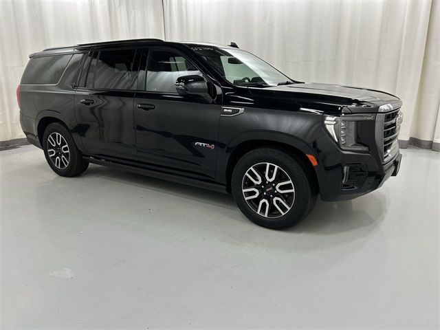 2023 GMC Yukon XL AT4