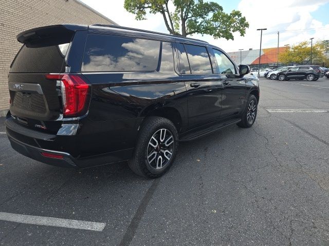 2023 GMC Yukon XL AT4