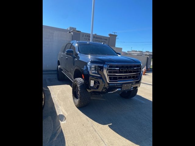 2023 GMC Yukon XL AT4