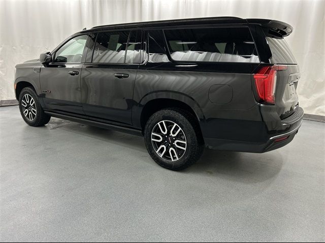 2023 GMC Yukon XL AT4