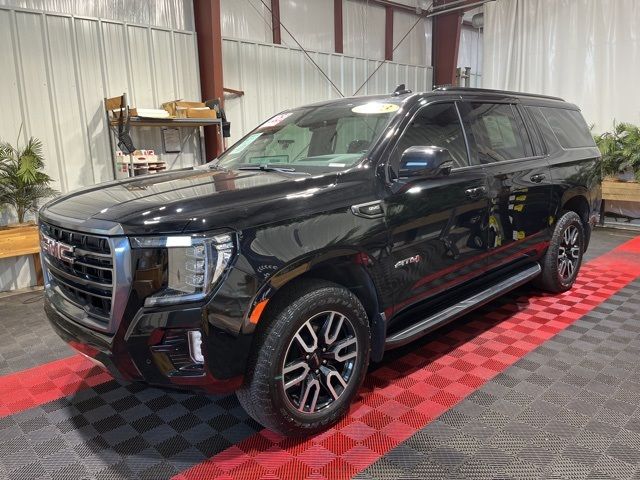 2023 GMC Yukon XL AT4