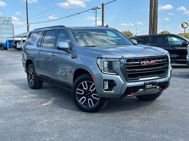 2023 GMC Yukon XL AT4