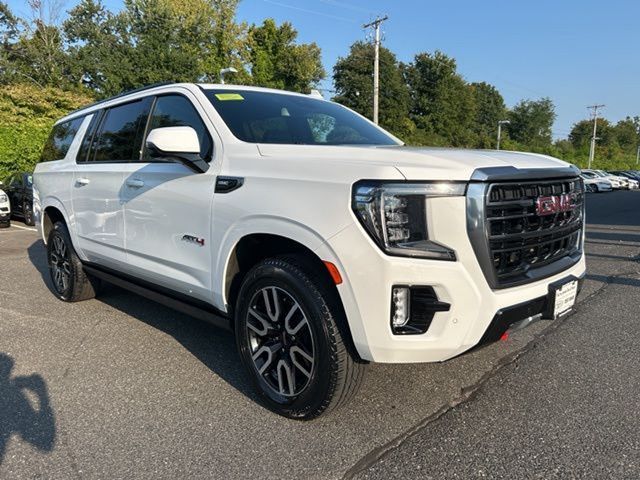 2023 GMC Yukon XL AT4