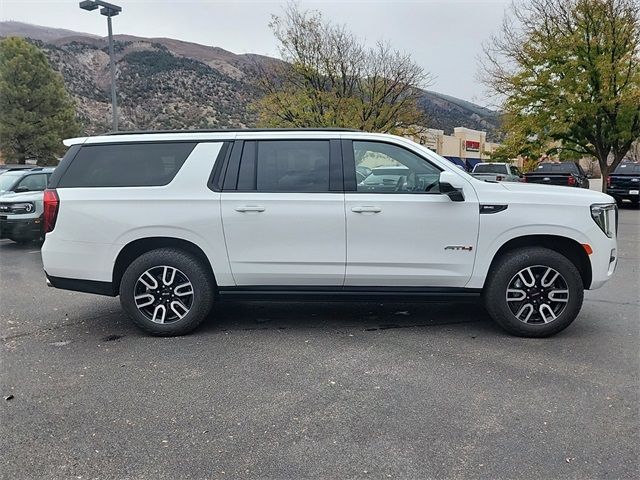 2023 GMC Yukon XL AT4