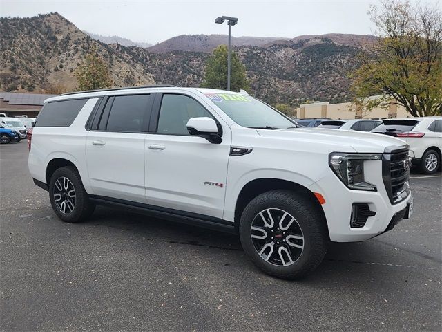 2023 GMC Yukon XL AT4