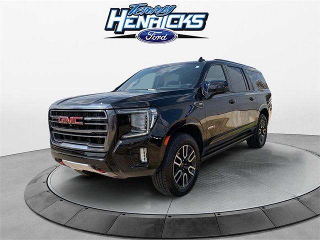 2023 GMC Yukon XL AT4