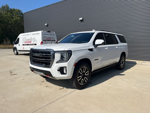 2023 GMC Yukon XL AT4