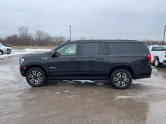 2023 GMC Yukon XL AT4