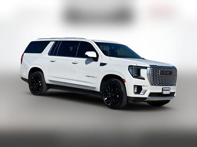 2023 GMC Yukon XL Denali