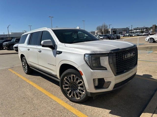 2023 GMC Yukon XL Denali Ultimate