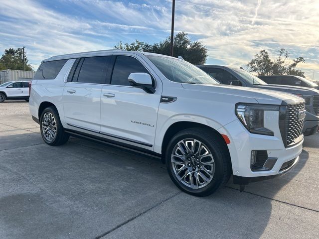 2023 GMC Yukon XL Denali Ultimate