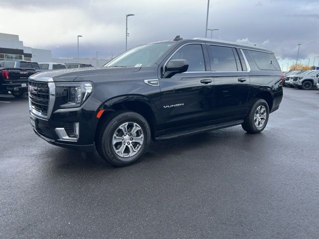 2023 GMC Yukon XL SLE