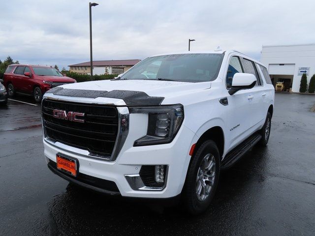 2023 GMC Yukon XL SLE