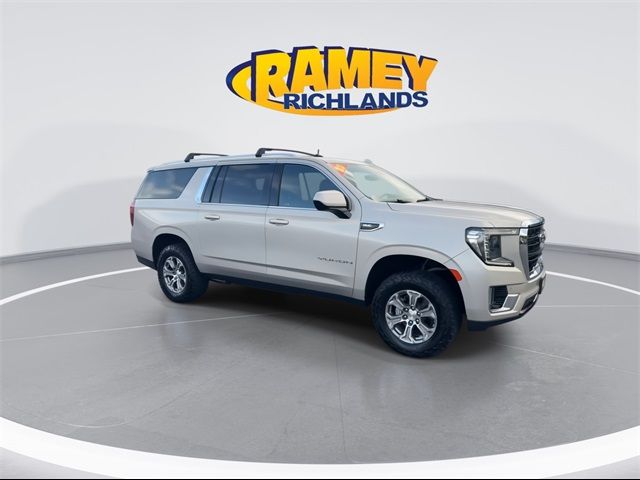 2023 GMC Yukon XL SLE