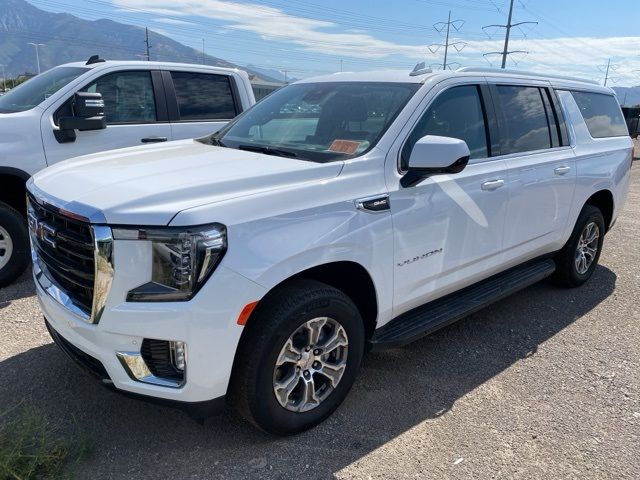 2023 GMC Yukon XL SLE